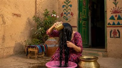 خرجت من غرفتها