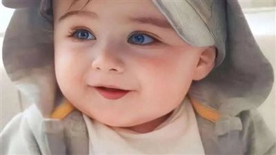 بابا انا شفتك خارج من الاوضة كاملة 